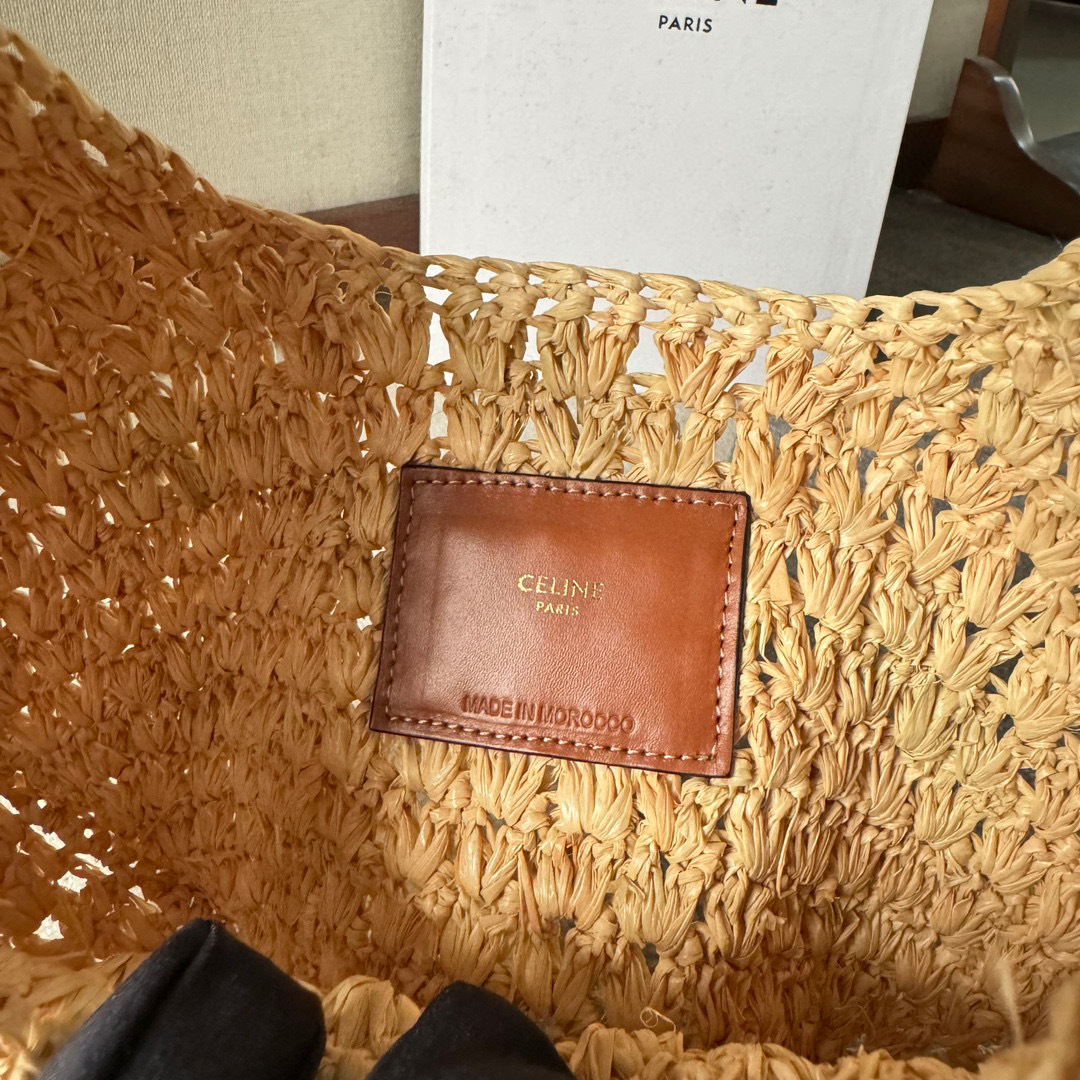 Celine Heart mese Dimensioni: 33*16*4cm