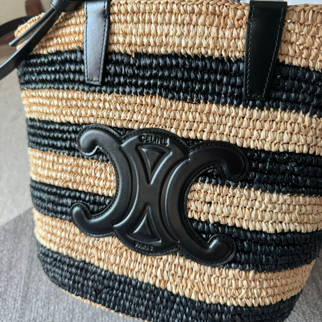 Beg beli-belah Celine Saiz：22*30*14cm