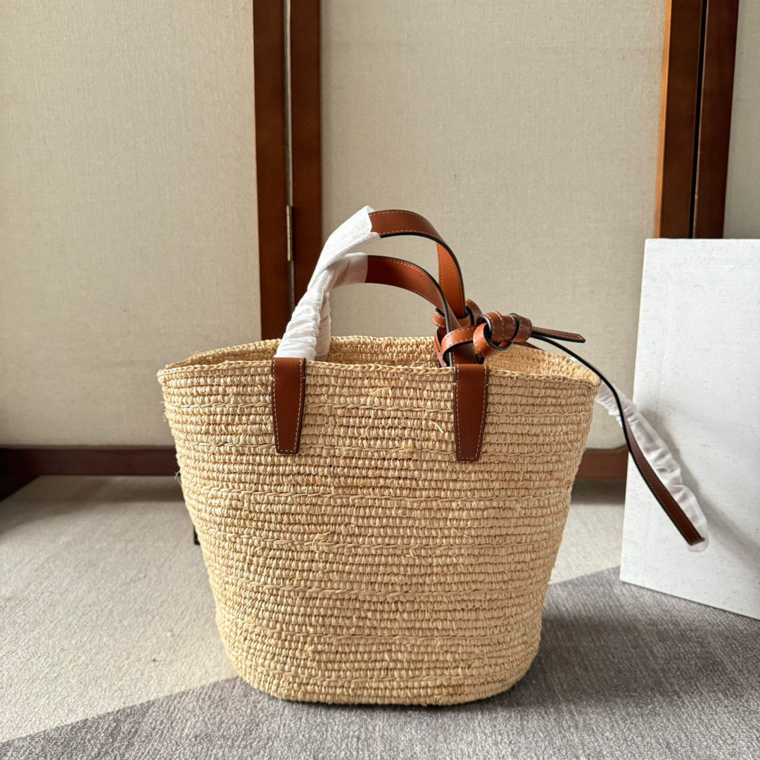 Celine  shopping bag Size：22*30*14cm