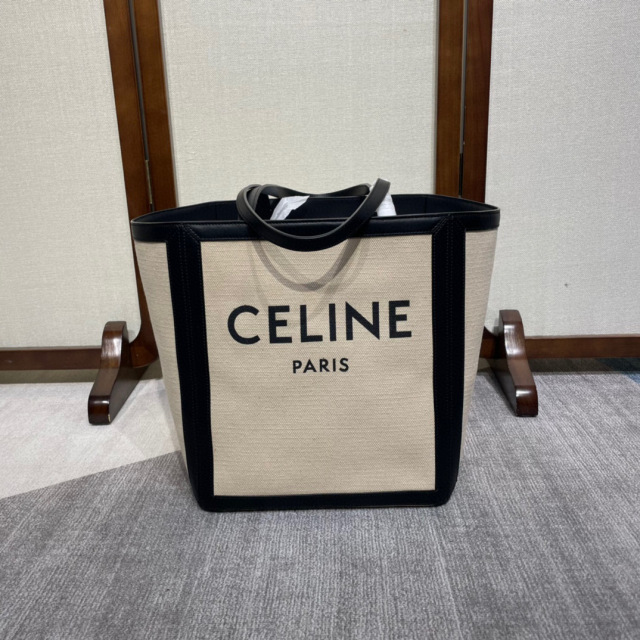 Borsa a secchiello Celine Dimensioni: 27*31*26cm