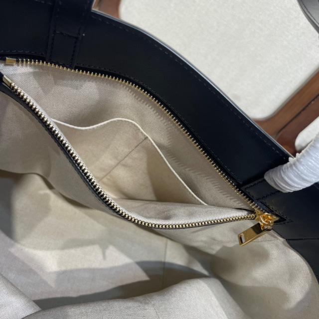 Borsa a secchiello Celine Dimensioni: 27*31*26cm
