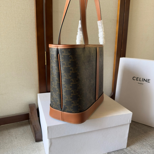 Celine Bucket bag  Size：19*16*12cm