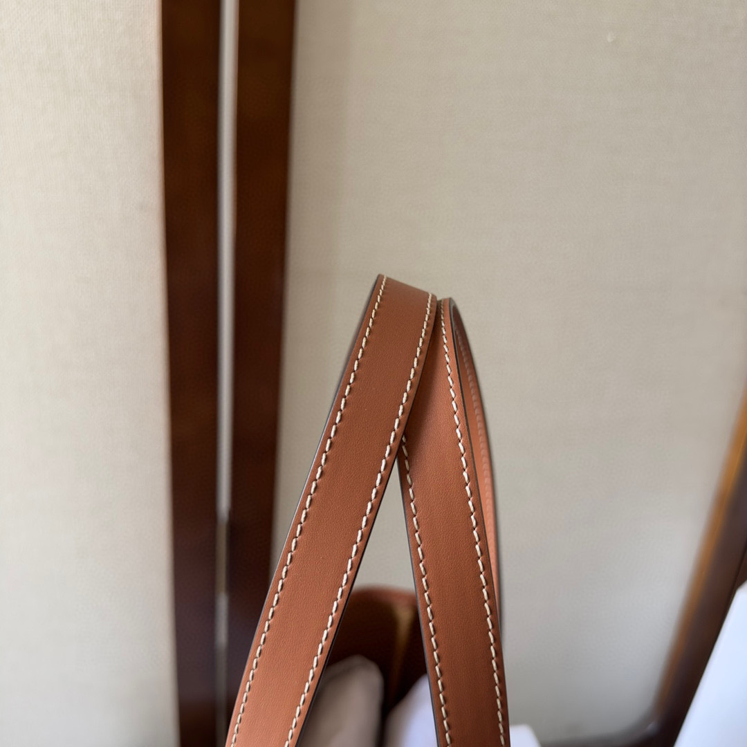 Celine Bucket bag  Size：19*16*12cm