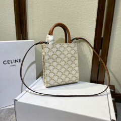 Saiz beg tangan Celine：17*21*4sm