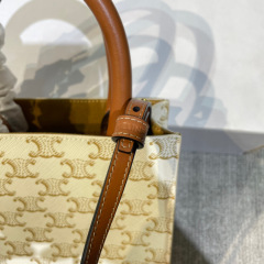 Saiz beg tangan Celine：17*21*4sm