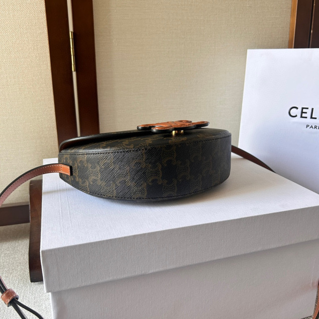 Celine  Single shoulder bag Size：23*13.5*6cm