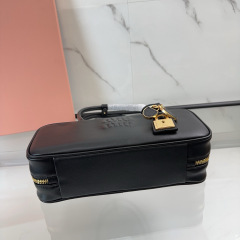 Borsa a mano Miumiu Dimensioni: 28*12*8cm