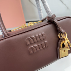 Borsa a mano Miumiu Dimensioni: 28*12*8cm