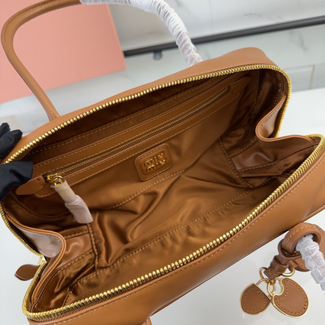 Beg tangan Miumiu Saiz：28*12*8sm