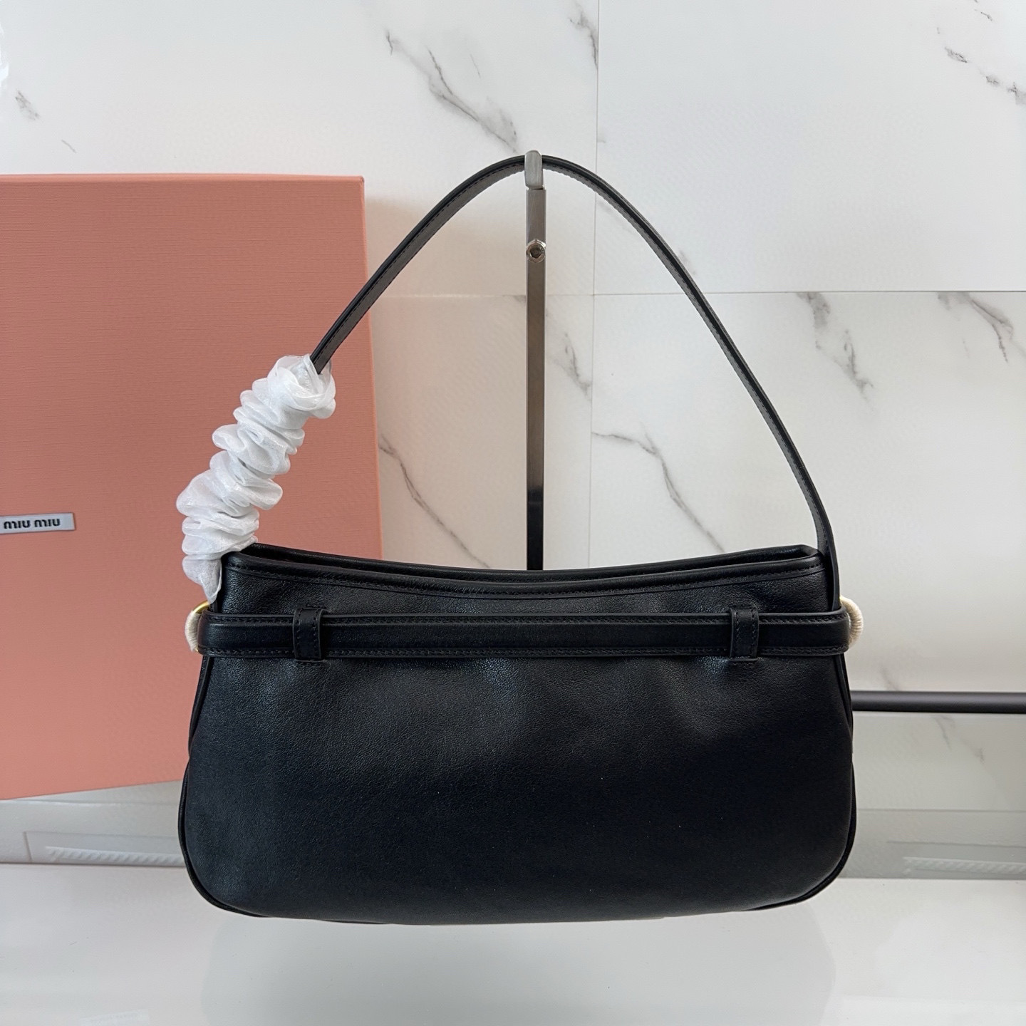 Borsa sottobraccio Miumiu Dimensioni: 33*19*5cm
