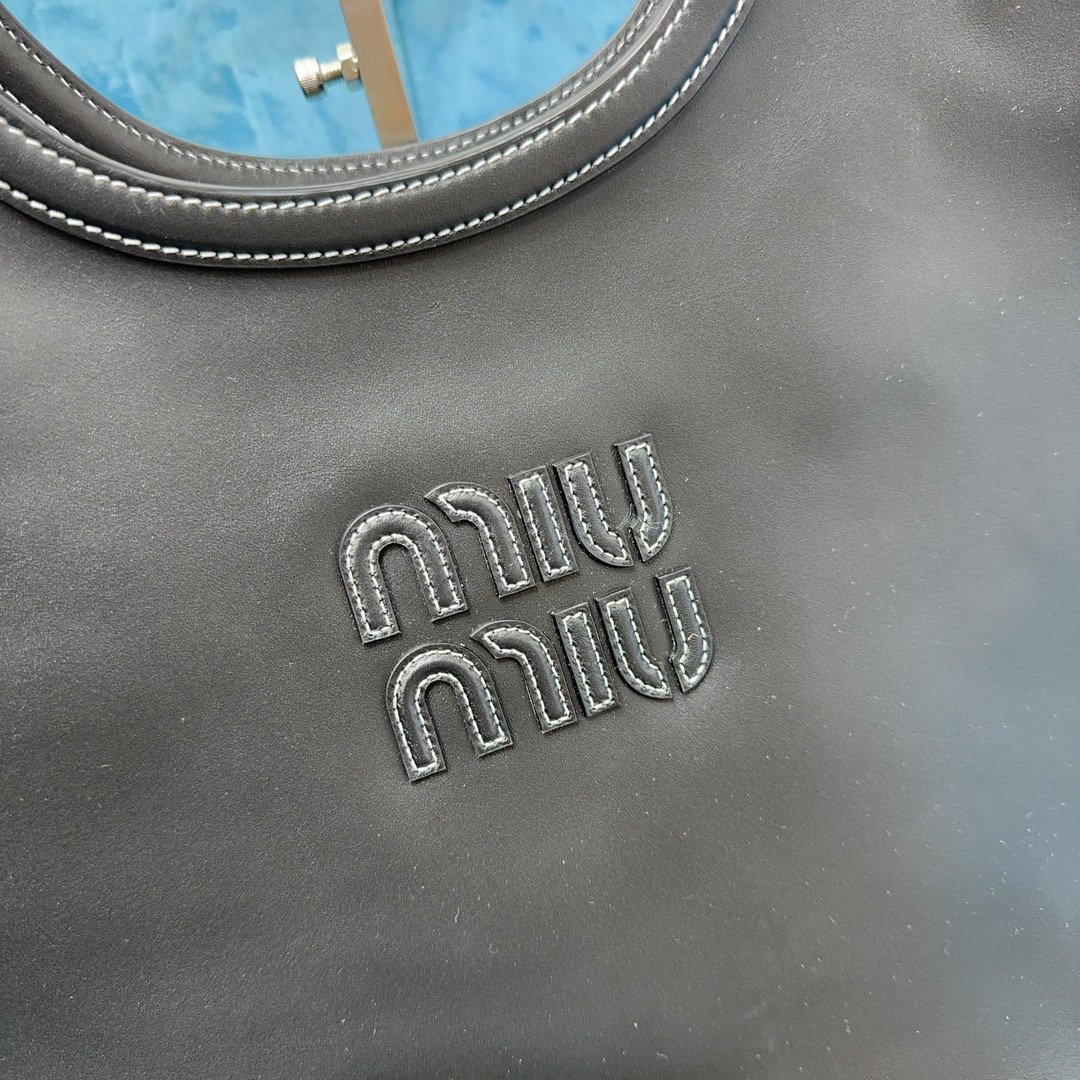 Borsa della spesa Miumiu Dimensioni: 38*17*30cm