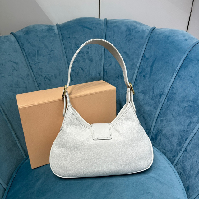 Borsa sottobraccio Miumiu Dimensioni: 29*15*4cm