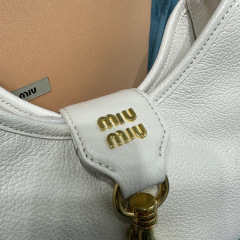 Borsa sottobraccio Miumiu Dimensioni: 29*15*4cm