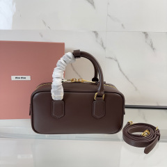 Borsa a mano Miumiu Dimensioni: 22*10.5*7.5cm