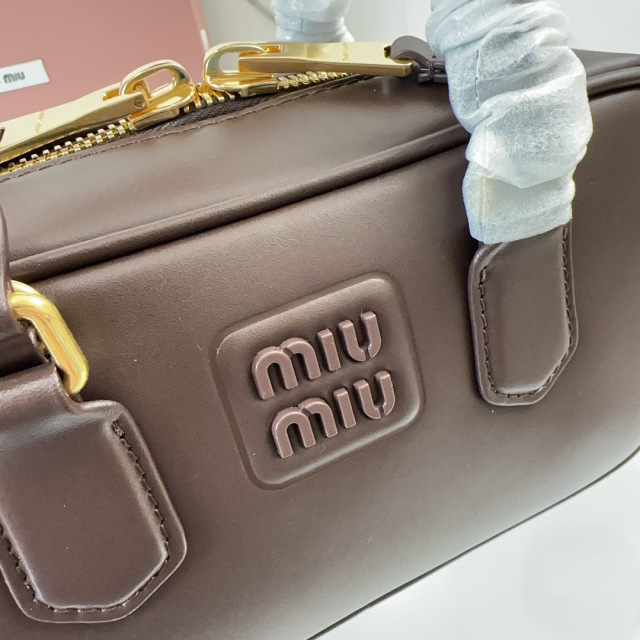 Borsa a mano Miumiu Dimensioni: 22*10.5*7.5cm