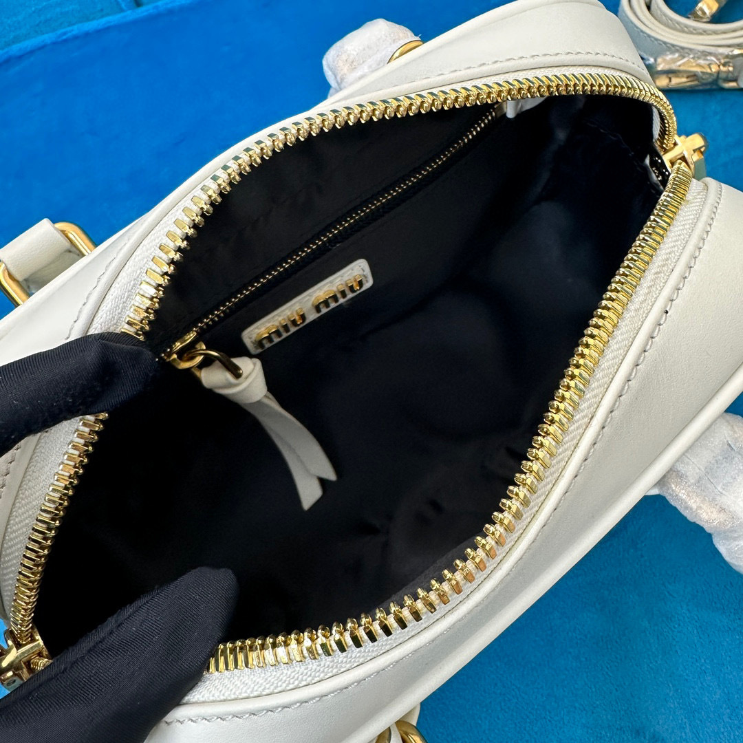 Borsa a mano Miumiu Dimensioni: 22*10.5*7.5cm
