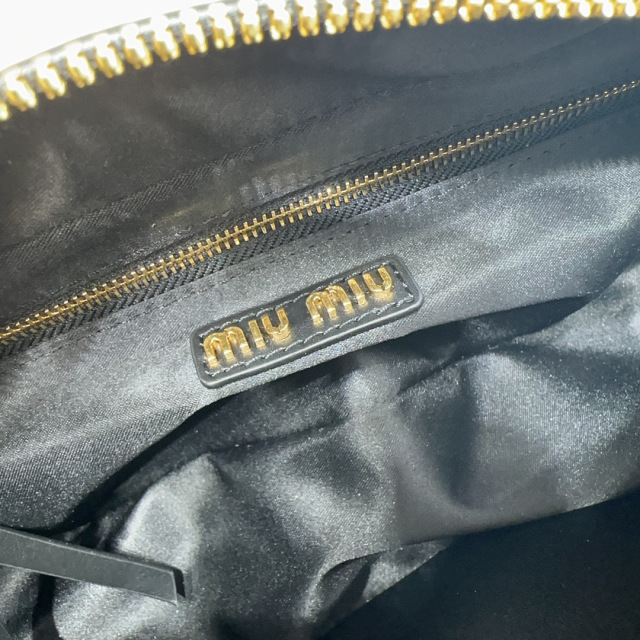 Miumiu Handtasche Größe: 22 * 10,5 * 7,5 cm