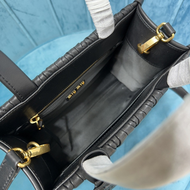 Miumiu Handtasche Größe: 24*20*8cm