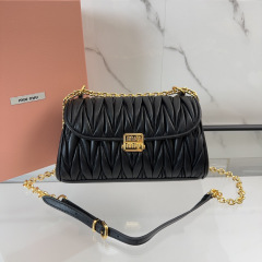 Borsa a tracolla singola Miumiu Dimensioni: 24*13*9cm