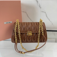 Borsa a tracolla singola Miumiu Dimensioni: 24*13*9cm