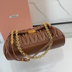 Borsa a tracolla singola Miumiu Dimensioni: 24*13*9cm