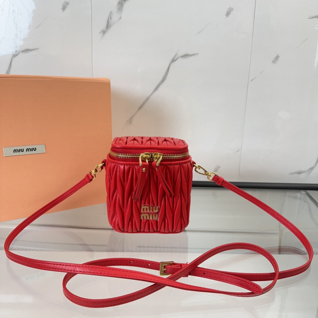 Borsa cosmetica Miumiu Dimensioni: 10,5*9,5*7 cm
