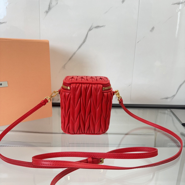 Borsa cosmetica Miumiu Dimensioni: 10,5*9,5*7 cm