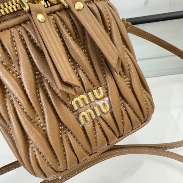 Miumiu Kosmetiktasche, Größe: 10,5 x 9,5 x 7 cm
