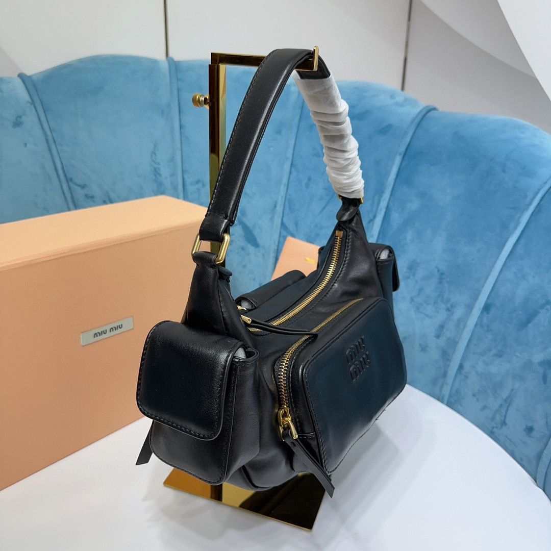 Miumiu  Hand bag Size：21*12*6cm