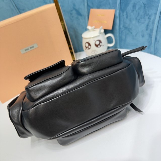 Miumiu  Hand bag Size：21*12*6cm
