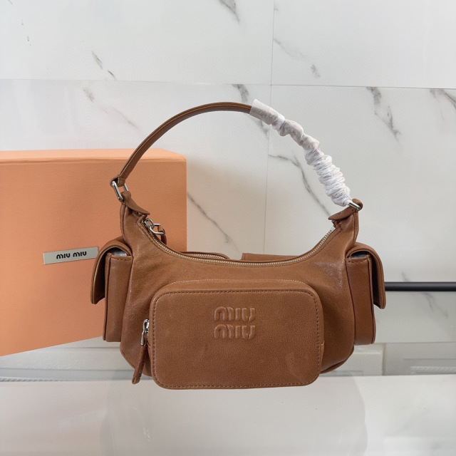Borsa a mano Miumiu Dimensioni: 21*12*6cm