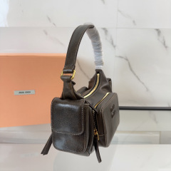 Borsa a mano Miumiu Dimensioni: 21*12*6cm