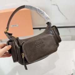 Borsa a mano Miumiu Dimensioni: 21*12*6cm
