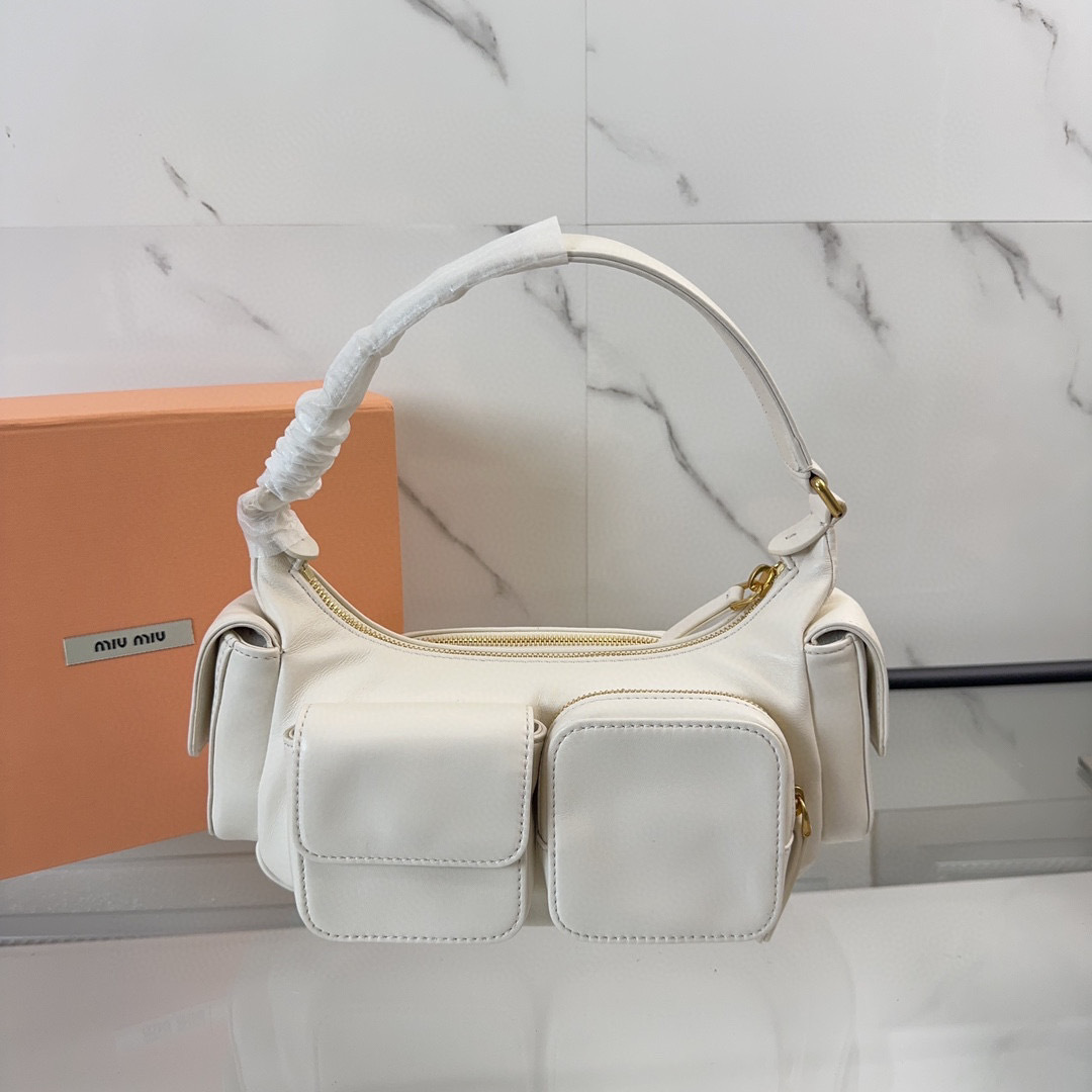 Borsa a mano Miumiu Dimensioni: 21*12*6cm