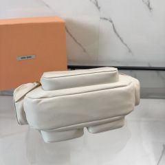 Borsa a mano Miumiu Dimensioni: 21*12*6cm