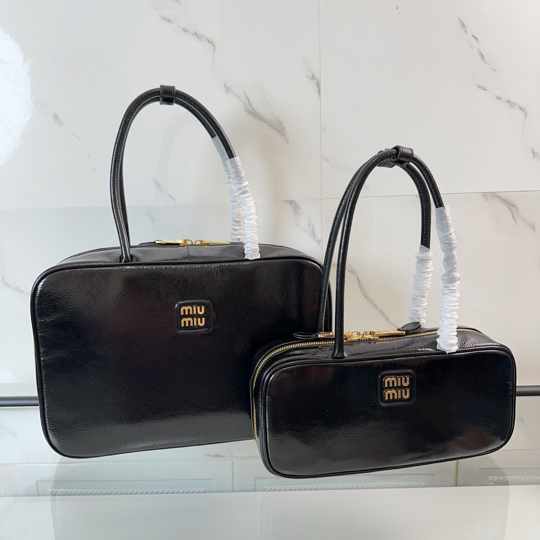 Borsa a cartella Miumiu Dimensioni: 34*23*12cm