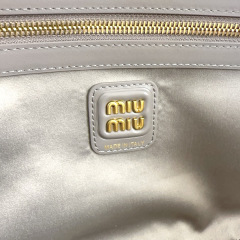 Borsa a cartella Miumiu Dimensioni: 34*23*12cm