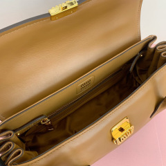Miumiu Hand bag  Size：28*15*11cm