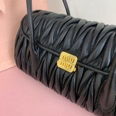 Borsa a mano Miumiu Dimensioni: 28*15*11cm