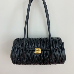 Borsa a mano Miumiu Dimensioni: 28*15*11cm
