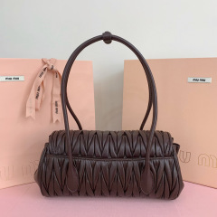 Miumiu Hand bag  Size：28*15*11cm