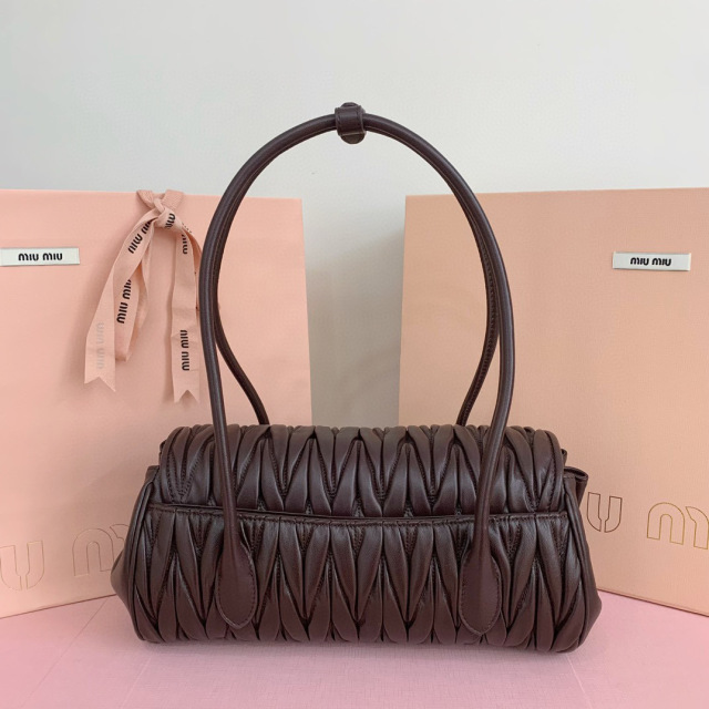 Miumiu Hand bag  Size：28*15*11cm