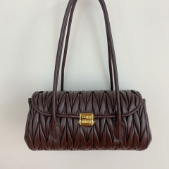 Miumiu Hand bag  Size：28*15*11cm