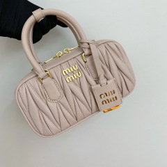 Borsa a mano Miumiu Dimensioni: 19*10*5cm