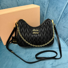 Borsa a tracolla singola Miumiu Dimensioni: 17*20*5cm