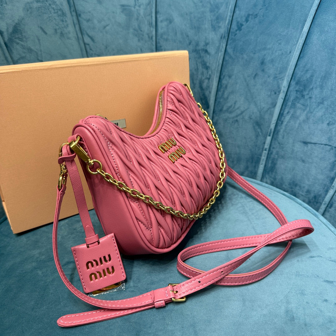 Borsa a tracolla singola Miumiu Dimensioni: 17*20*5cm