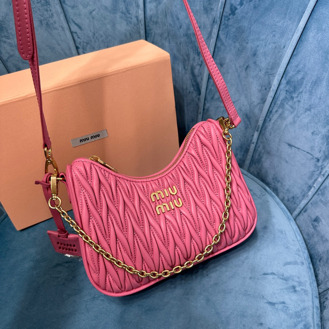Borsa a tracolla singola Miumiu Dimensioni: 17*20*5cm