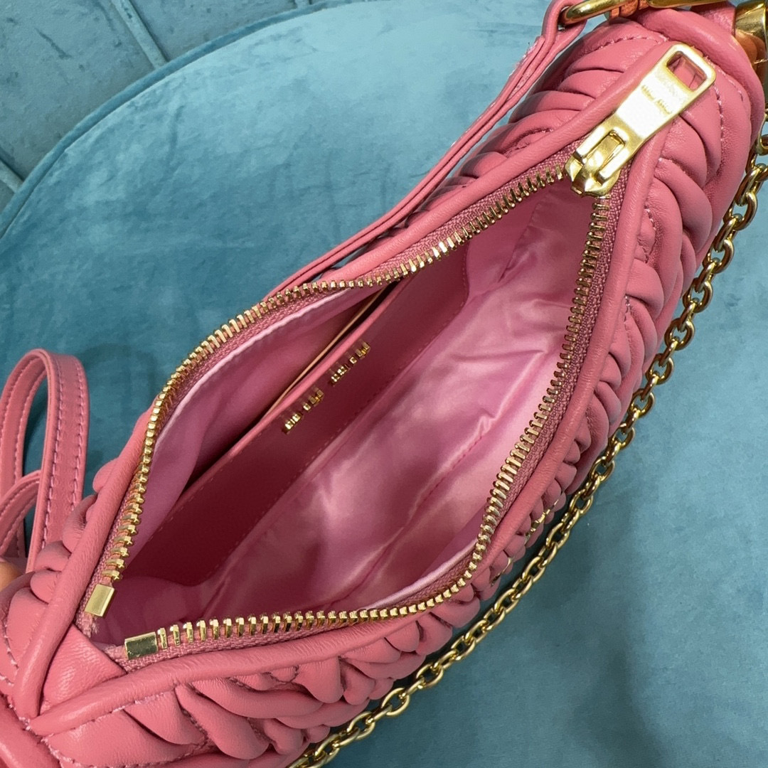 Borsa a tracolla singola Miumiu Dimensioni: 17*20*5cm