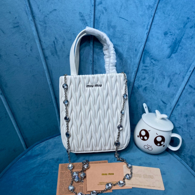 Borsa a tracolla singola Miumiu Dimensioni: 18*15*5cm