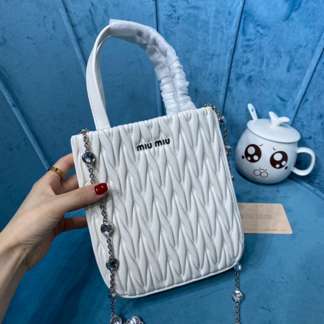 Borsa a tracolla singola Miumiu Dimensioni: 18*15*5cm